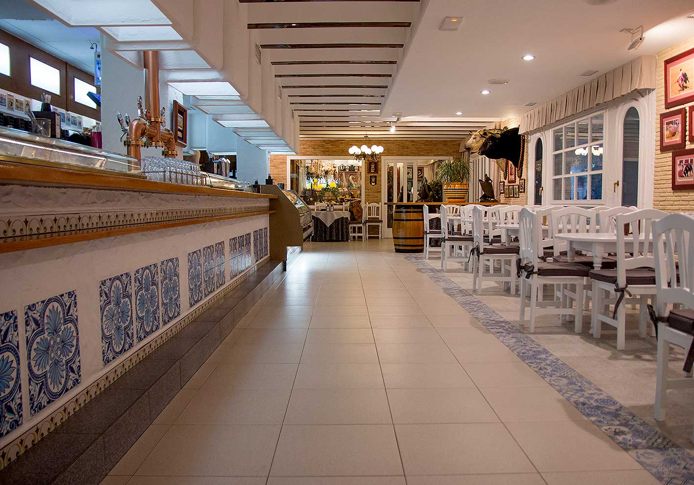 Bar Cafetería del Hotel Restaurante Terraza Carmona en Vera, Almería